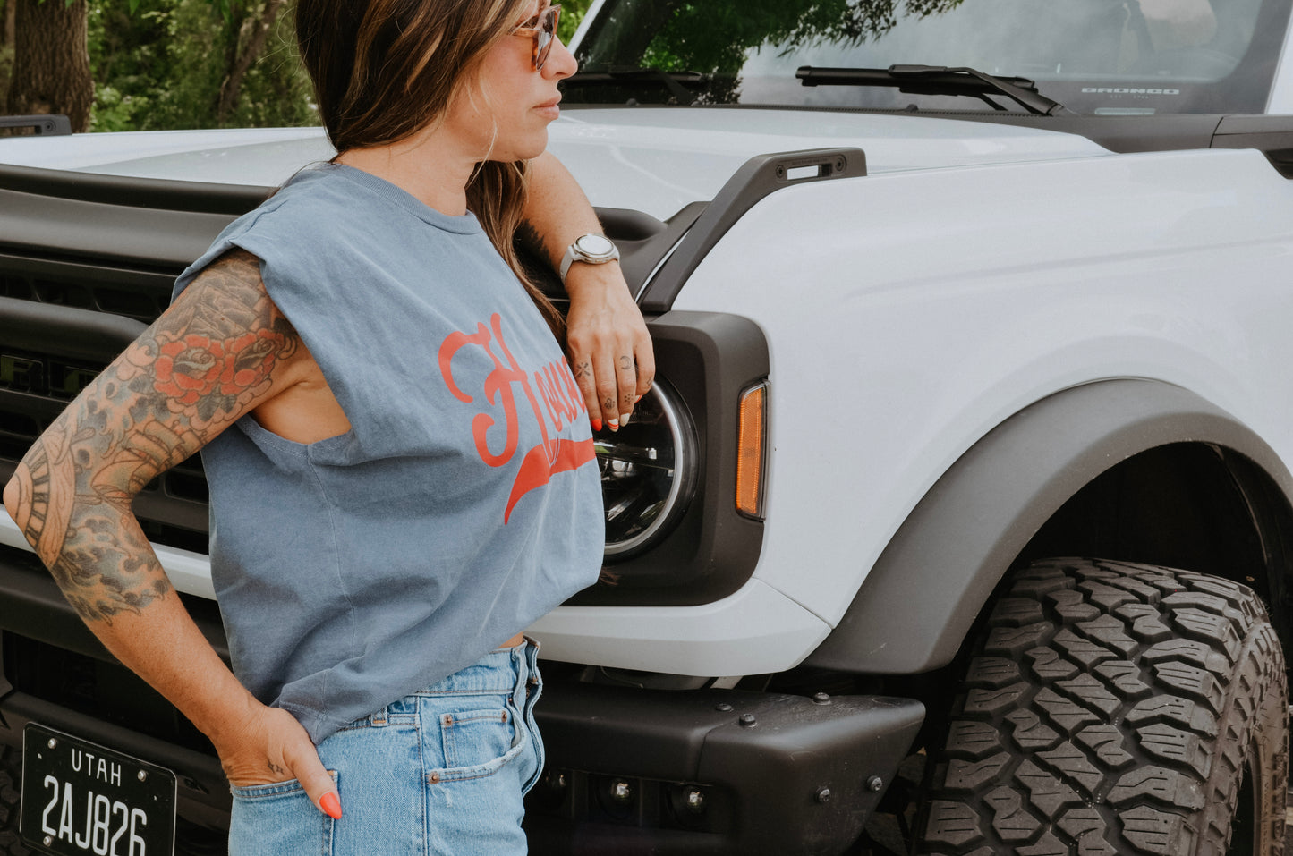 The Howdy Muscle Tee