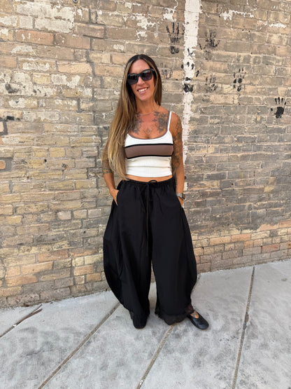 BALLOON LEG PANTS WITH DELICATE LACE
