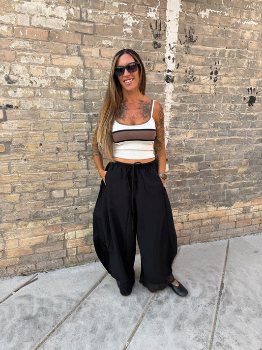BALLOON LEG PANTS WITH DELICATE LACE