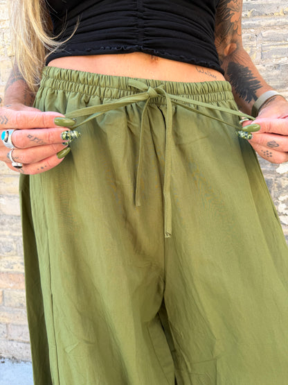 BALLOON LEG PANTS WITH DELICATE LACE