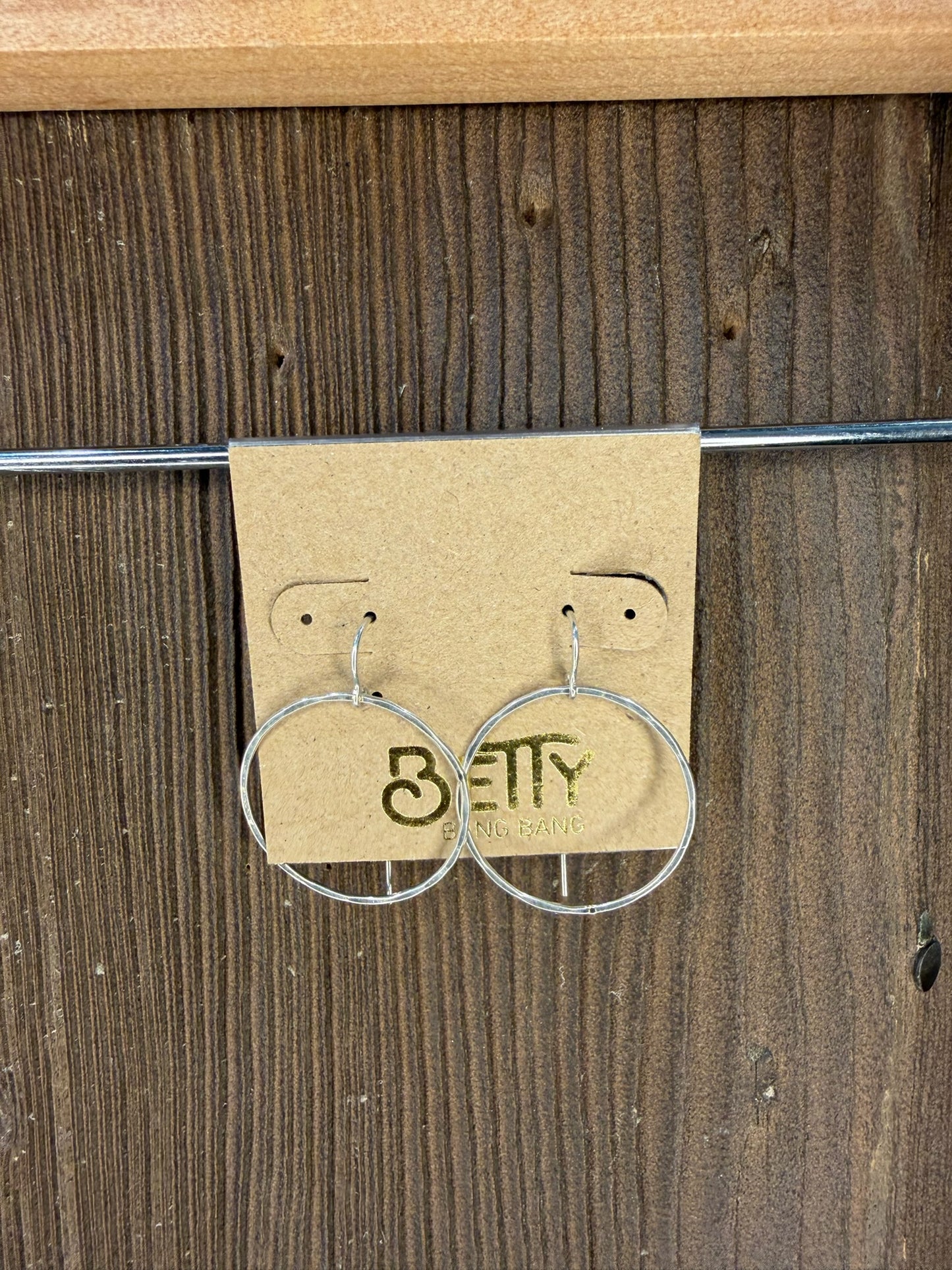 Betty Bang Bang Hammered Circle Threaders