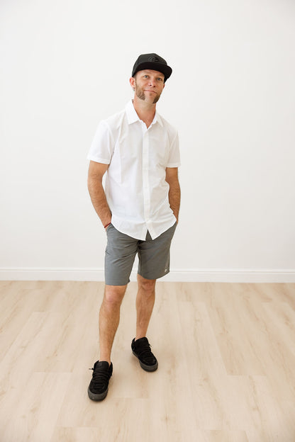 The Commuter Button Up